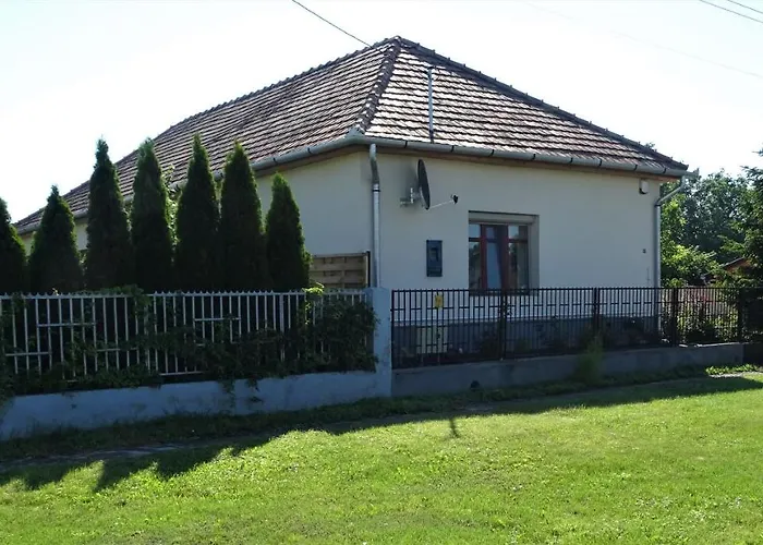 Melody Poroszló